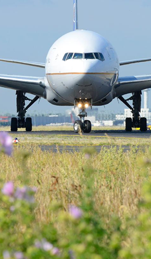 Pestman Bird Repellent: Keep birds from using airports as habitats